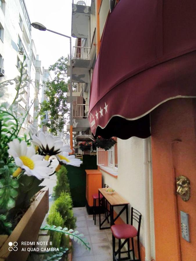 Zebra Hotel Alsancak Izmir Exteriör bild